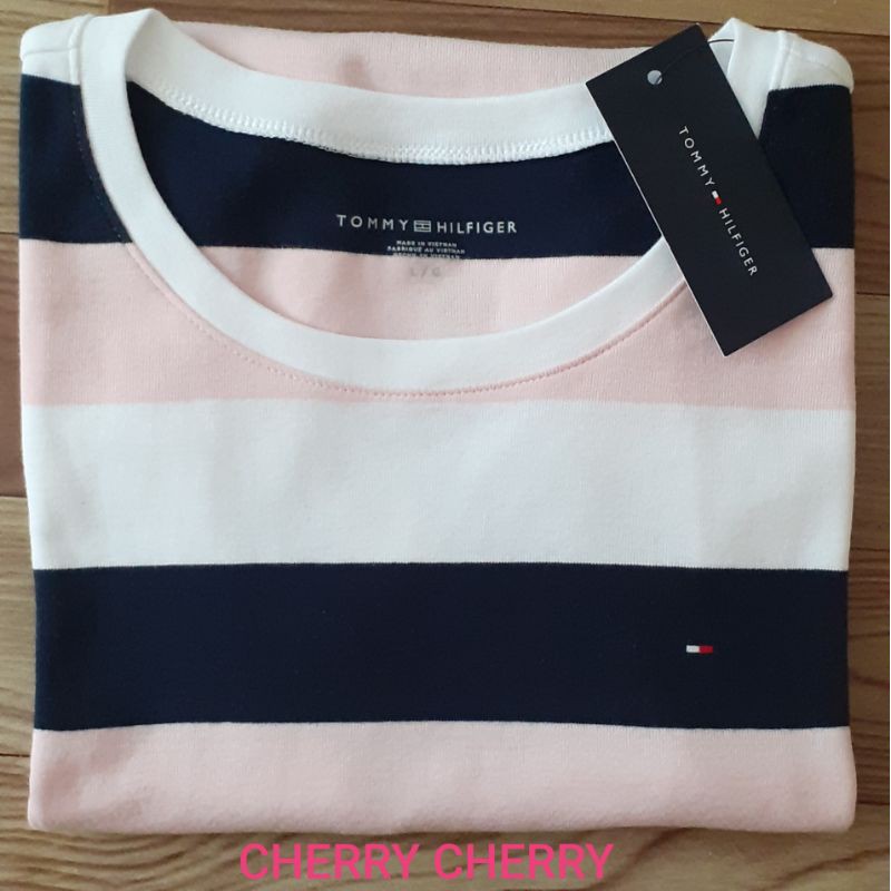 Áo thun nữ hiệu Tommy Hilfiger size L