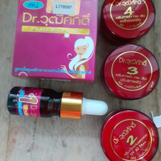 Đừng lo lắng với vấn đề nám và tàn nhang nữa nhé. Hãy để Yanhee lo giùm cho bạn nào.