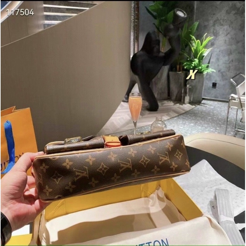 Túi đeo vai lệ vy