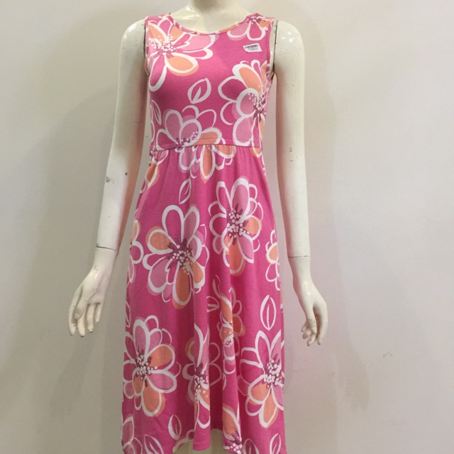 Váy nữ hoạ tiết hoa