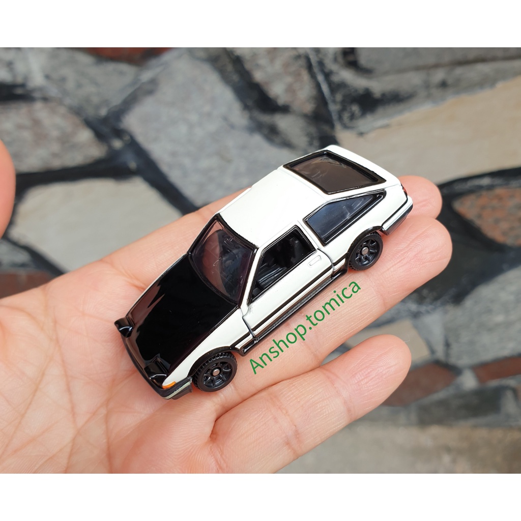 Mô hình xe Toyota mở được cửa tomica Nhật Bản