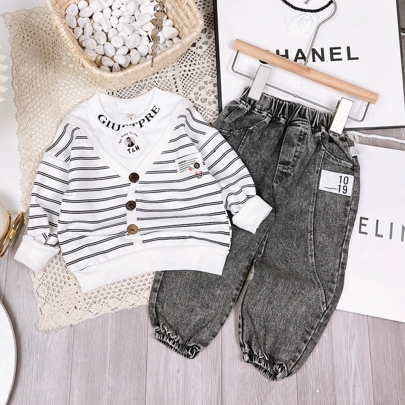 Đồ bộ bé trai, Set công tử phối quần jeans dài và áo sweater thun nỉ kẻ ngang cổ tim đẹp trai cho bé 7-18 kg, SUN KID'S