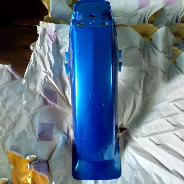 DÈ TRƯỚC XE MAX.