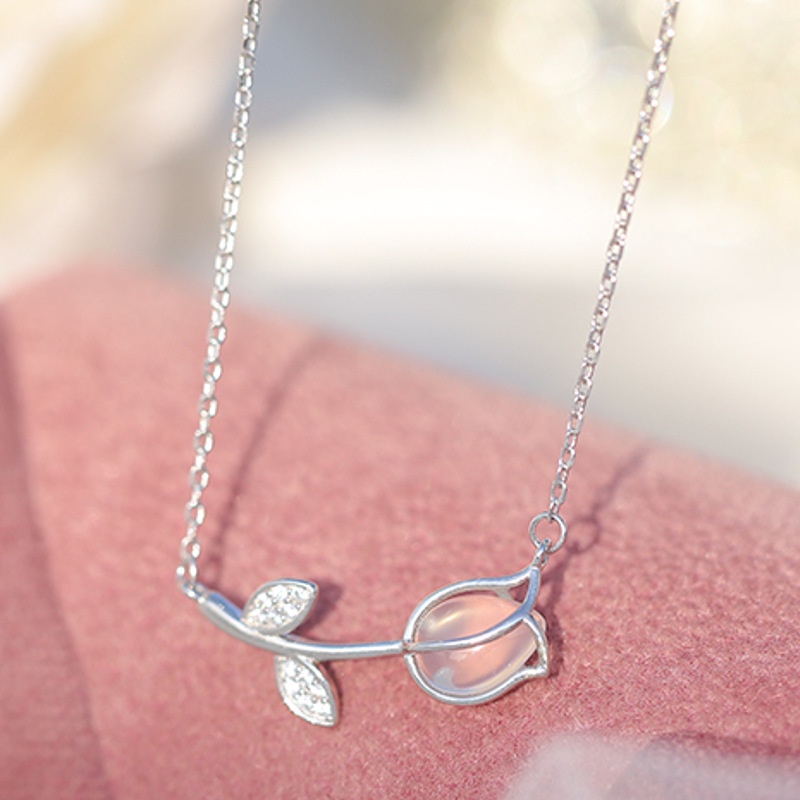 Vòng cổ Mặt Hoa Tulip Đính Đá opal Sang Trọng