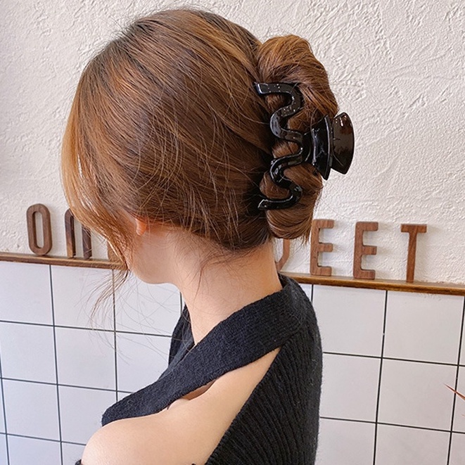 Kẹp tóc thiết kế đơn giản hợp thời trang dành cho nữ