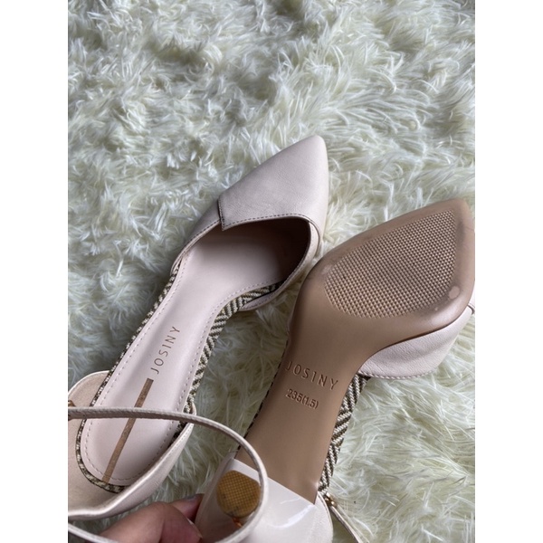 Giày mũi nhọn nữ 37