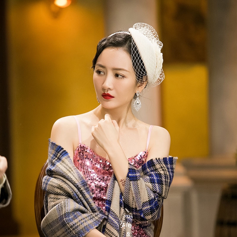 Khuyên Tai Hình Giọt Nước Đính Đá Pha Lê Sang Trọng Cho Nữ