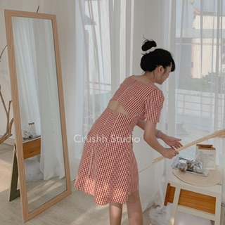 D06 - Đầm caro đỏ