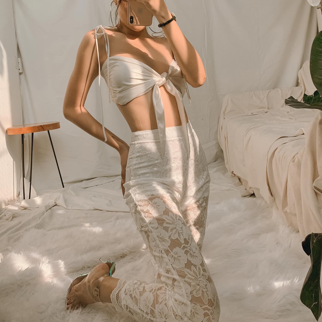 Áo hai dây trắng thắt nơ dành cho các nàng phong cách cá tính | BigBuy360 - bigbuy360.vn