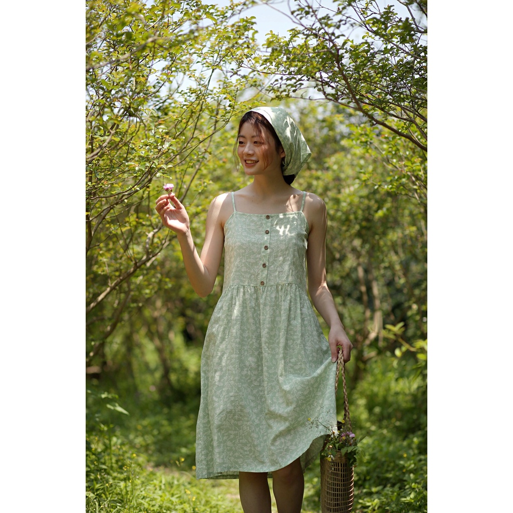 Váy hai dây hoa xanh