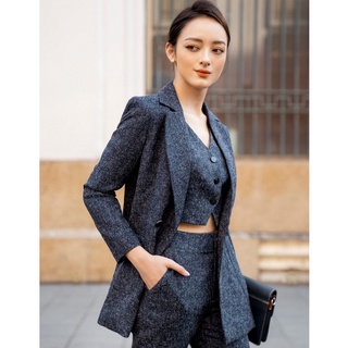 Áo vest nữ cổ ve kèm áo croptop dáng ngắn mặc trong HeraDG WTBA035A