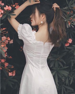 (Hàng có sẵn) ĐẦM MIDI CÔNG CHÚA TRẮNG ĐAN NGỰC 🖤