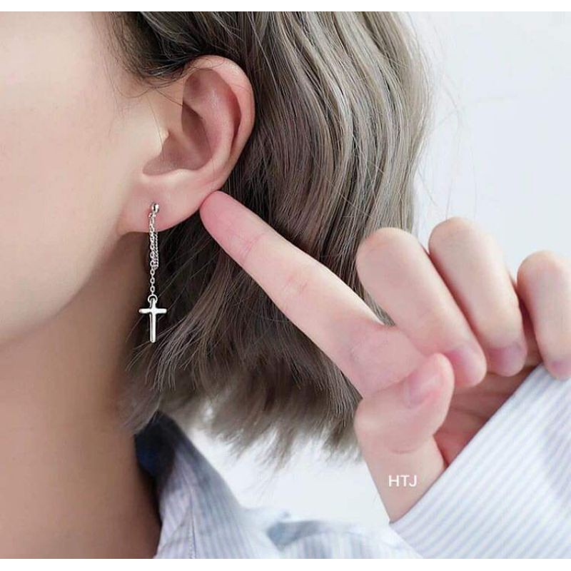 1 CHIẾC NỤ TAI BẠC HÌNH THÁNH GIÁ CHO CẢ NAM VÀ NỮ HOA TAI CÁ TÍNH PHONH CÁCH THỜI TRANG HÀNG CAO CẤP