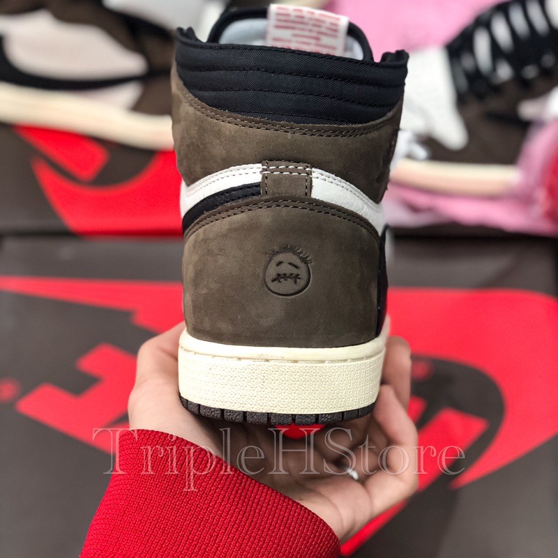 [TripleHStore] Giày Air Jordan 1 High x Travis Scott - Phiên Bản TiêuChuẩn | BigBuy360 - bigbuy360.vn