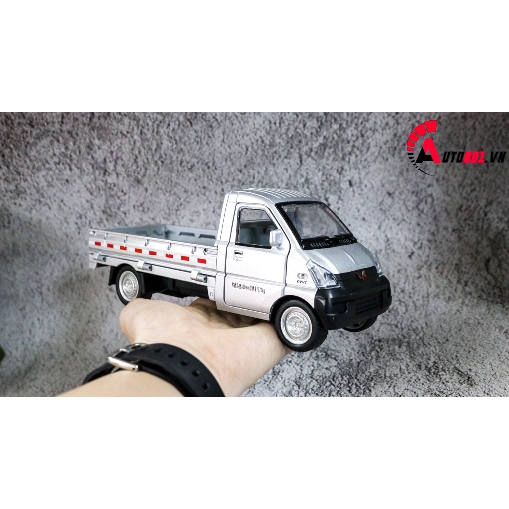 MÔ HÌNH XE TẢI CHỞ HÀNG SILVER 1:24 ALLOY 7708