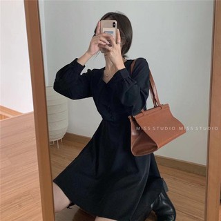 Tibou Dress - Đầm nút bọc có cổ