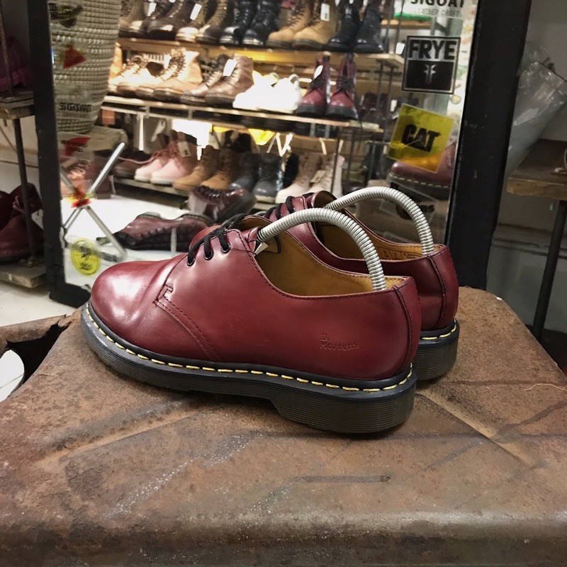 Giày Dr Martens 1460 Cherry Red - Smooth - Size 39 - Chính hãng đã qua sử dụng