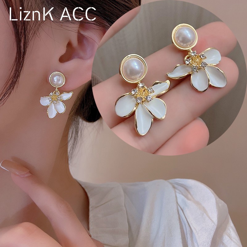 Bông Tai Mạ Bạc 925 Hình Hoa Đính Ngọc Trai Độc Đáo Thời Trang Mùa Hè Hàn Quốc 2022