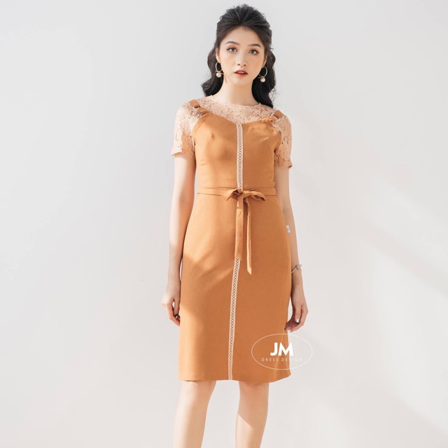 Váy giả yếm vàng