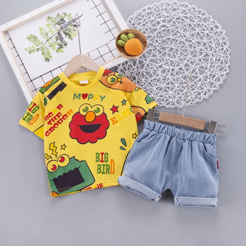 Set Áo Thun Ngắn Tay Cổ Tròn + Quần Short Đáng Yêu Cho Bé Trai