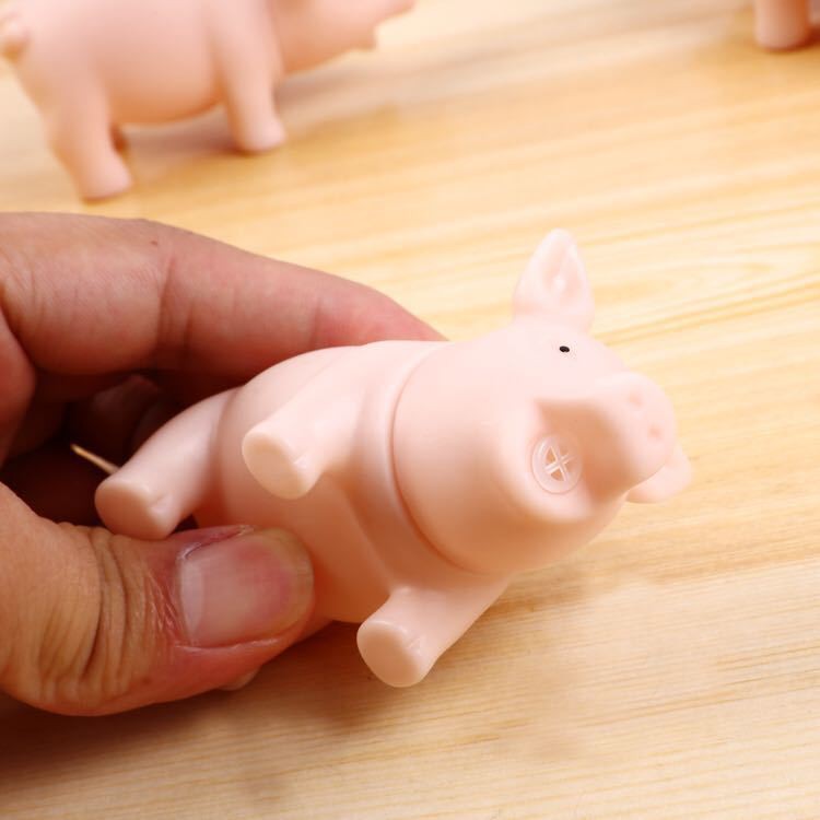 Heo dễ thương bóp mềm phát ra tiếng kêu vui nhộn