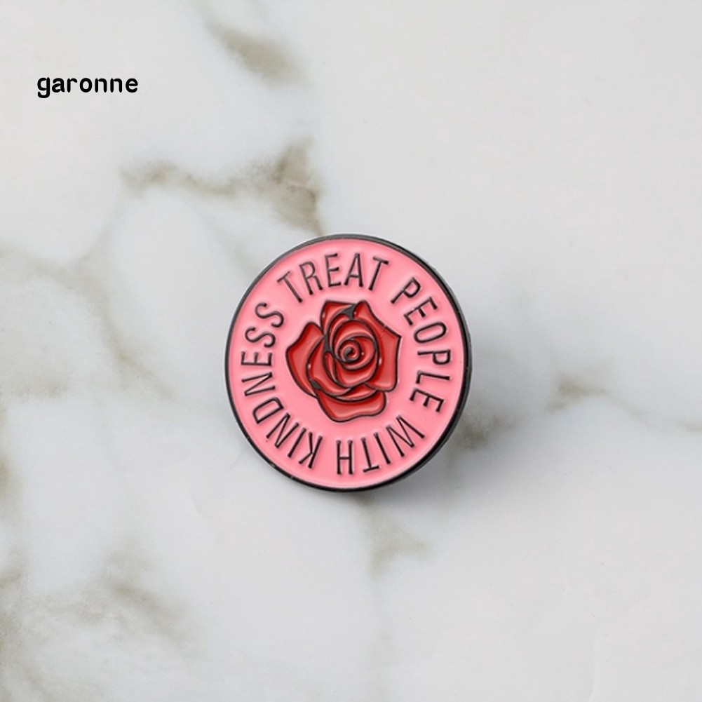 Ghim cài áo in chữ Tiếng Anh Treat People With Kindness
