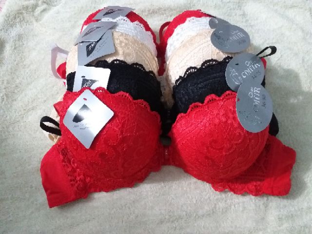 ÁO NGỰC REN MÚT DÀY CÀI TRƯỚC NÂNG NGỰC TẠO KHE