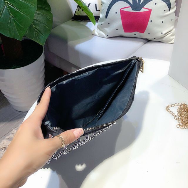 Túi đeo chéo & cầm tay  đinh đinh cực Hot | BigBuy360 - bigbuy360.vn