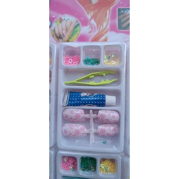 Vỉ 12 bộ móng tay nhựa gắn sao [ đủ bộ cho bé tập làm nail ]