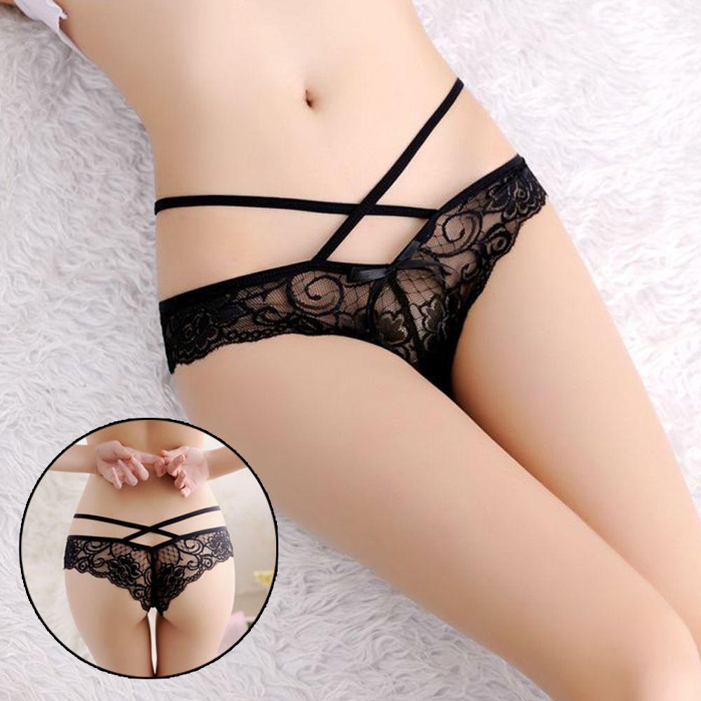 HS Quần Lót Lọt Khe In Hoa Quyến Rũ