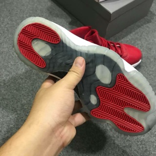 Jordan 11 đỏ