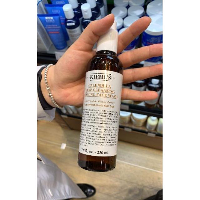 Sữa rửa mặt Kiehls hoa cúc