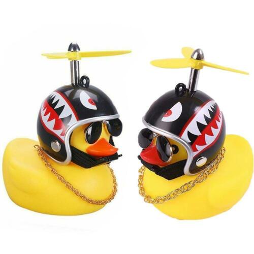 1 Vịt Vàng Đội Nón Bảo Hiểm Mini I7Q5 Trang Trí Nội Xe Thất Hơi D8V3