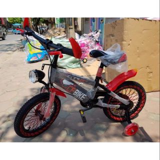 XE ĐẠP THỂ THAO CÓ ĐÈN CHO BÉ TRAI TỪ 5- 10 TUỔI.