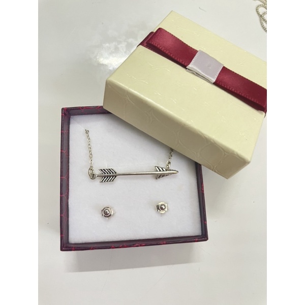 Thanh lý new Set bông tai dây chuyền thời trang Lovisa