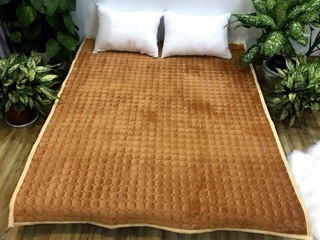 Thảm trải giường