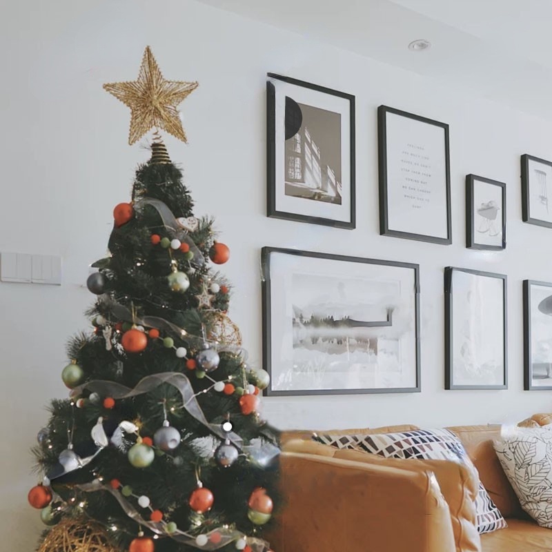 Ngôi sao gắn trên đỉnh cây thông Noel bằng sắt dùng trang trí nhà cửa sáng tạo