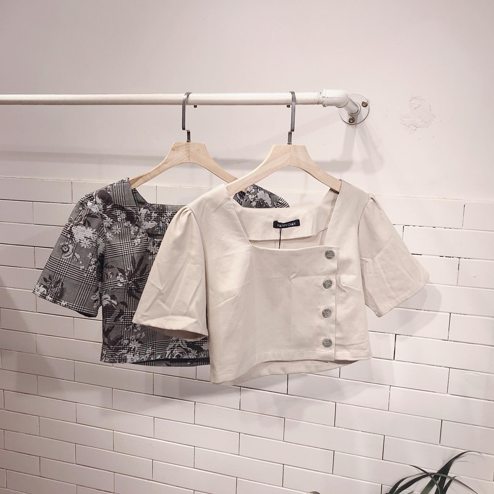 Áo croptop cổ vuông 4 nút Freesize