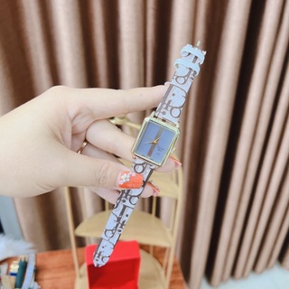Thanh lý mỗi mẫu còn 1 2 chiếc