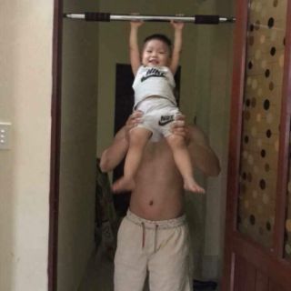 Xà đơn gắn cửa