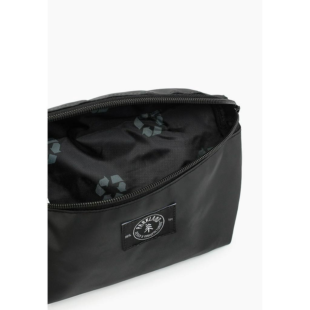 Khi mua 1 balo P/\rkland, quý khách sẽ đc tặng 1 túi đeo chéo cùng loại trị giá 150k.