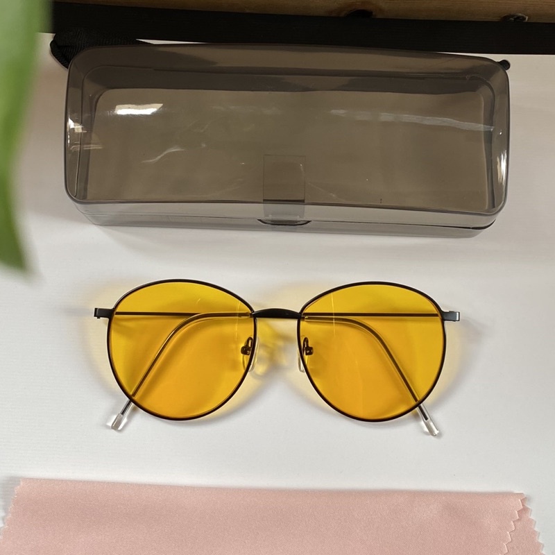 Kính Mát Thời Trang Nam Nữ GM Kính Chữ V Dáng Tròn Mắt Vàng Trẻ Trung,Chống UV400.Gọng Kim Loại Phù Hợp Mọi Khuôn Mặt