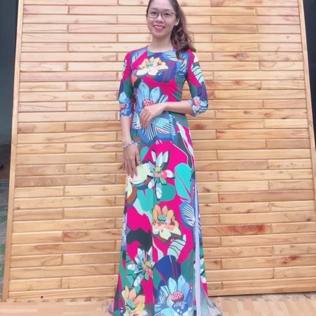 Áo dài truyền thống