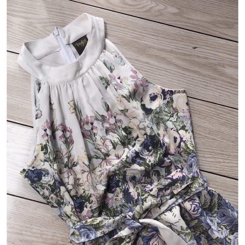 Váy Taylor chất sịn