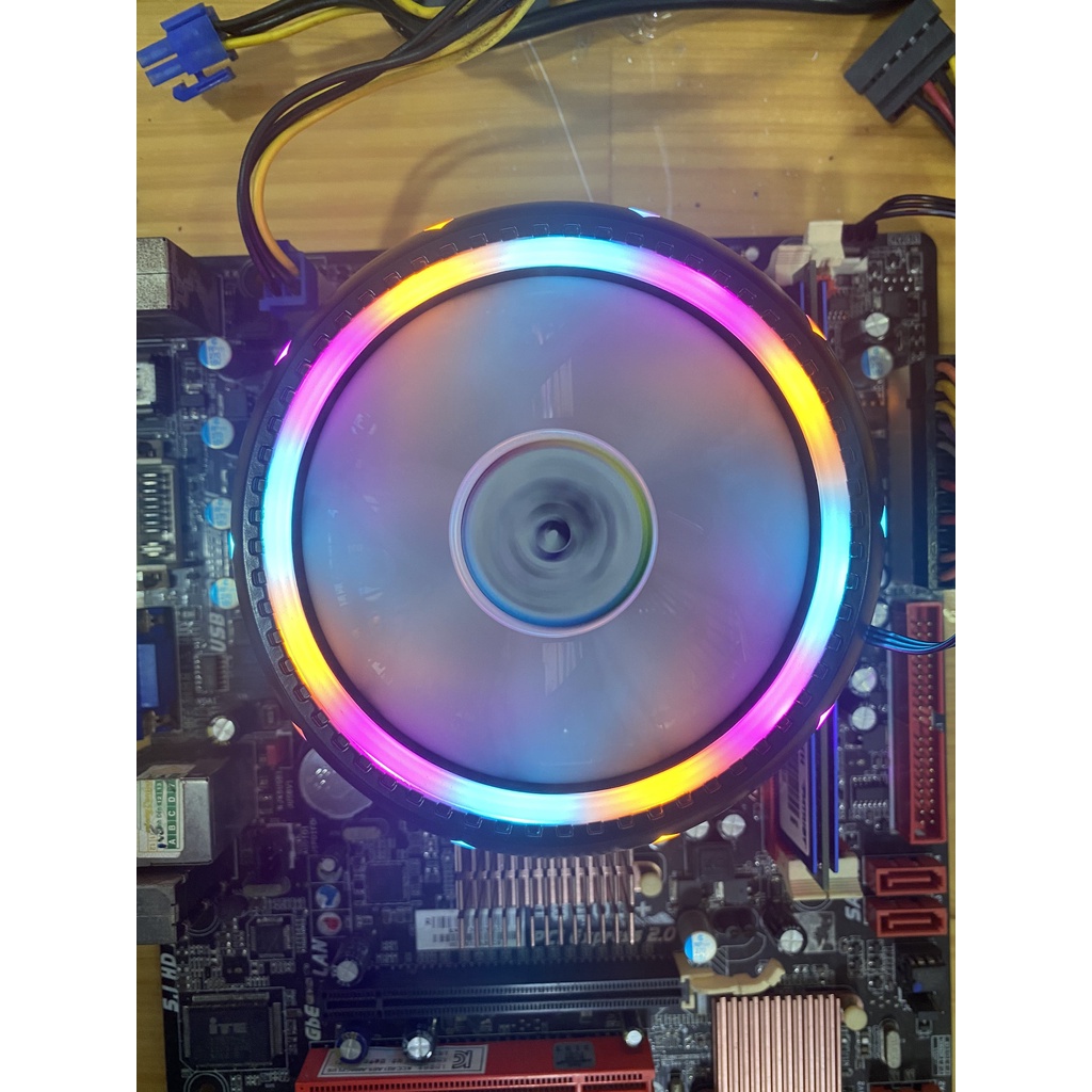 Quạt Tản Nhiệt, Fan Làm Mát Máy Tính  LED CPU/Case Đa Năng UFO VSP LED Đổi Màu