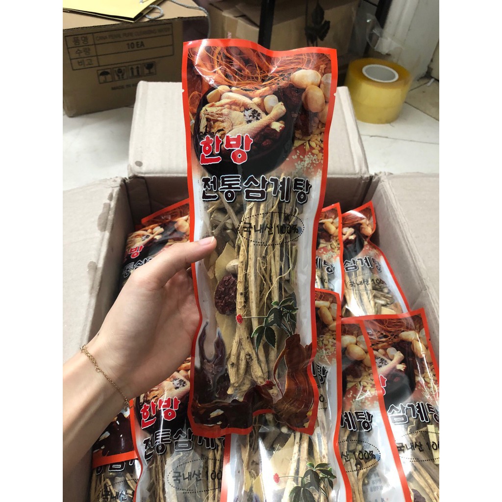 1 gói gia vị sâm hầm gà Hàn Quốc ( túi đỏ ) - Multifoods