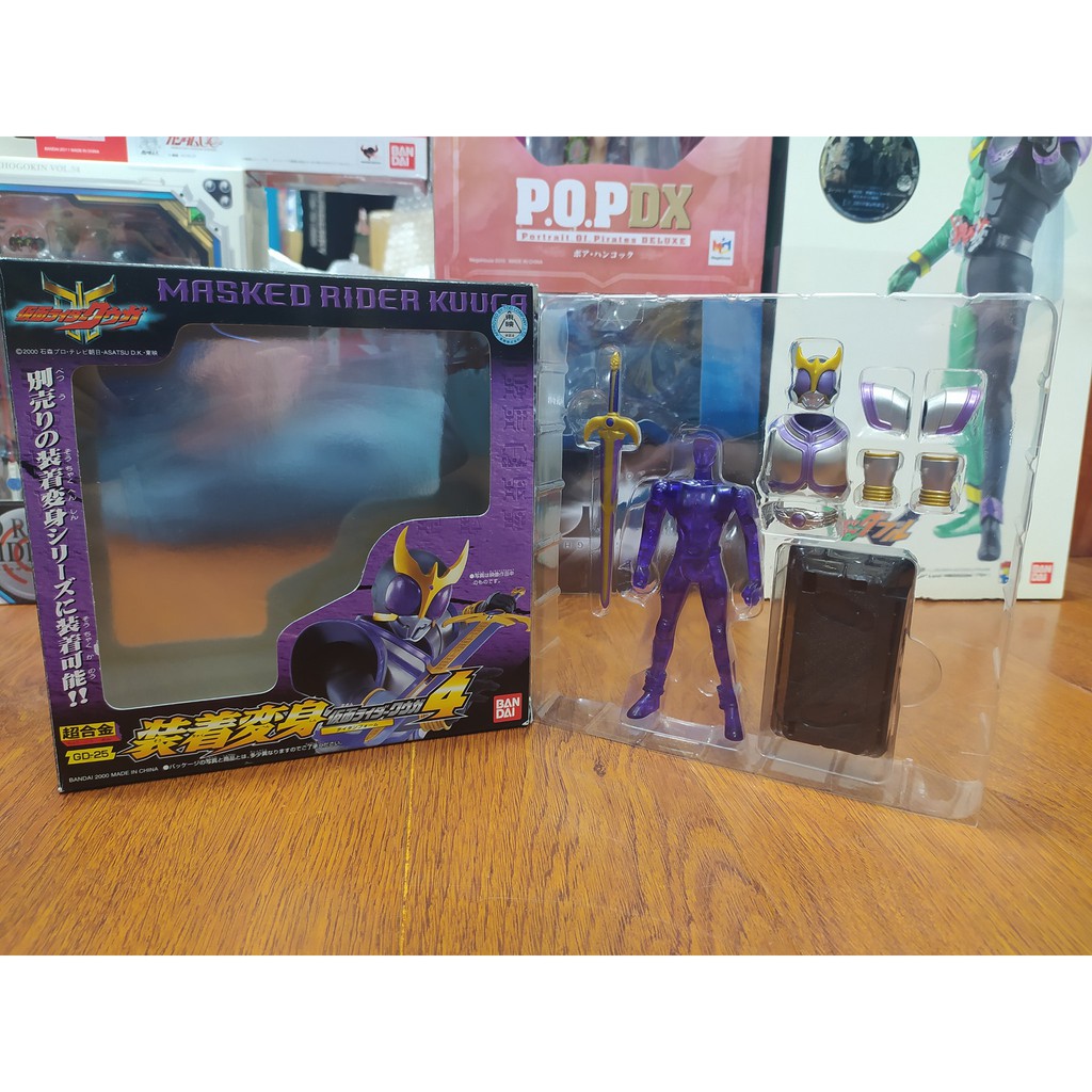 MÔ HÌNH CHÍNH HÃNG SHS KAMEN RIDER KUUGA TITAN FORM  2ND