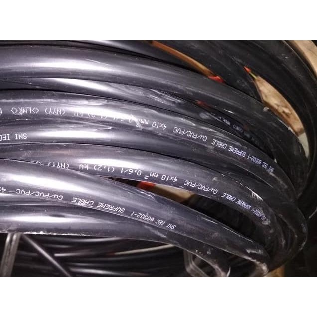 ➤ Lát Cáp / Mét Supreme NYY 4x10 ➯