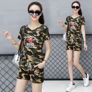 Bộ đồ thể thao nữ họa tiết lính quần sort