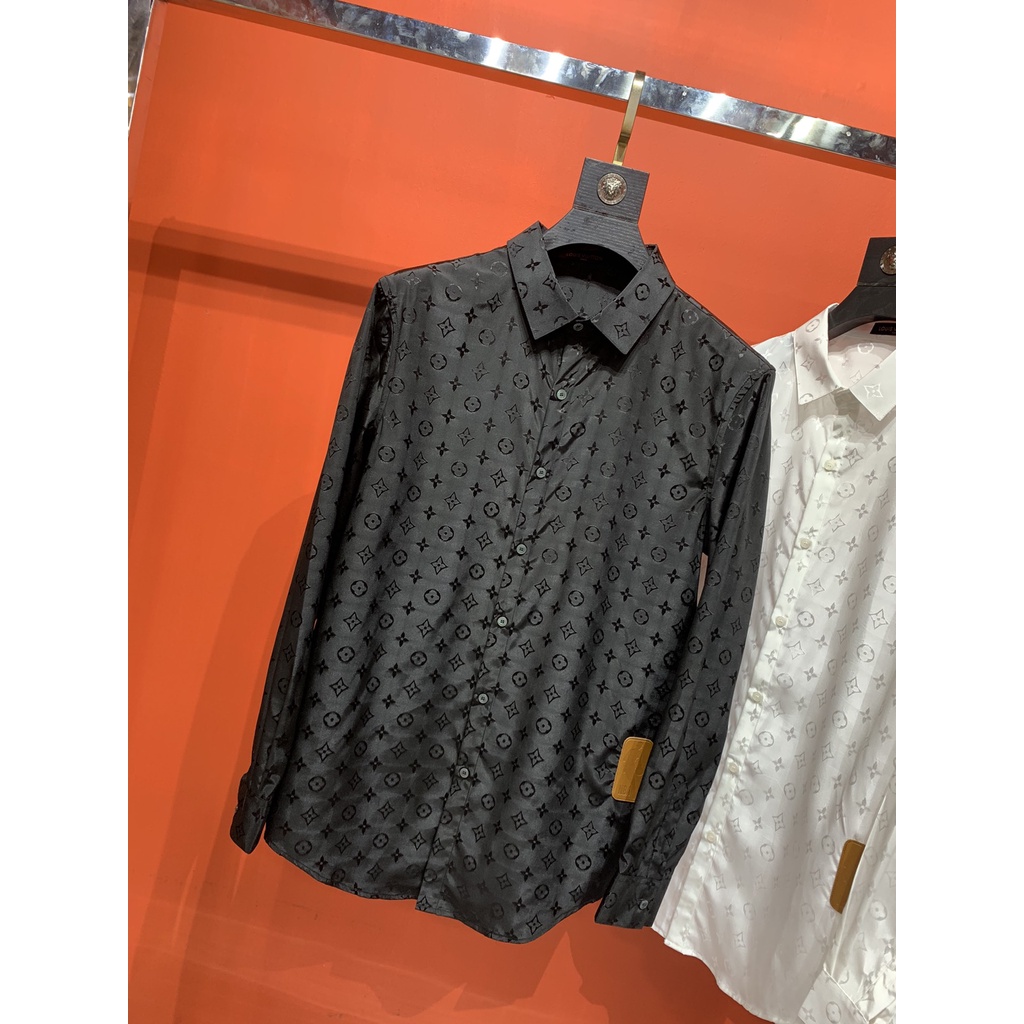 Áo phông cao cấp Louis Vuitton LV thiết kế thời trang với lớp vải mềm và thoải mái